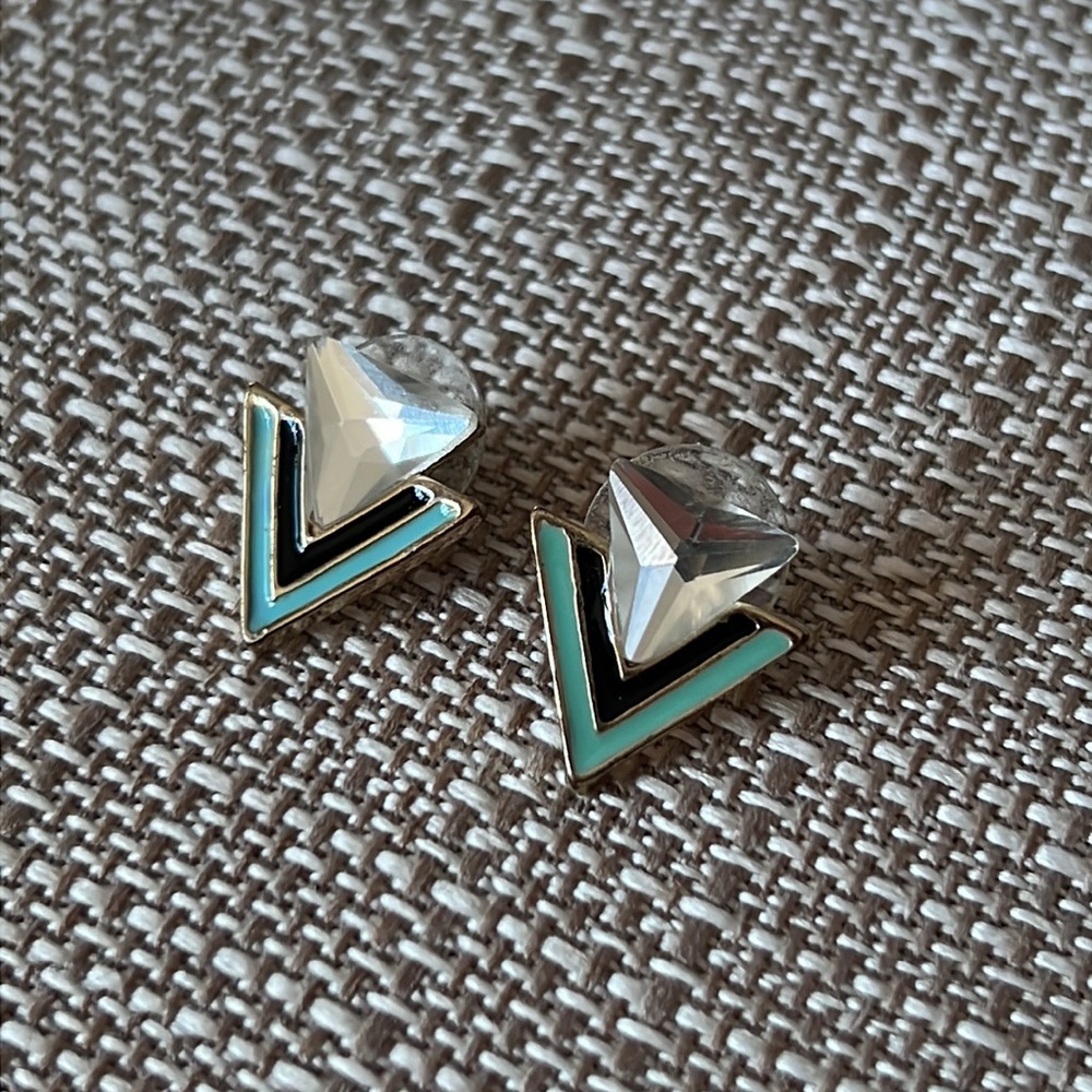 Francesca’s Collections Triangle Shades of Blue Diamond Aztec Stud Earrings